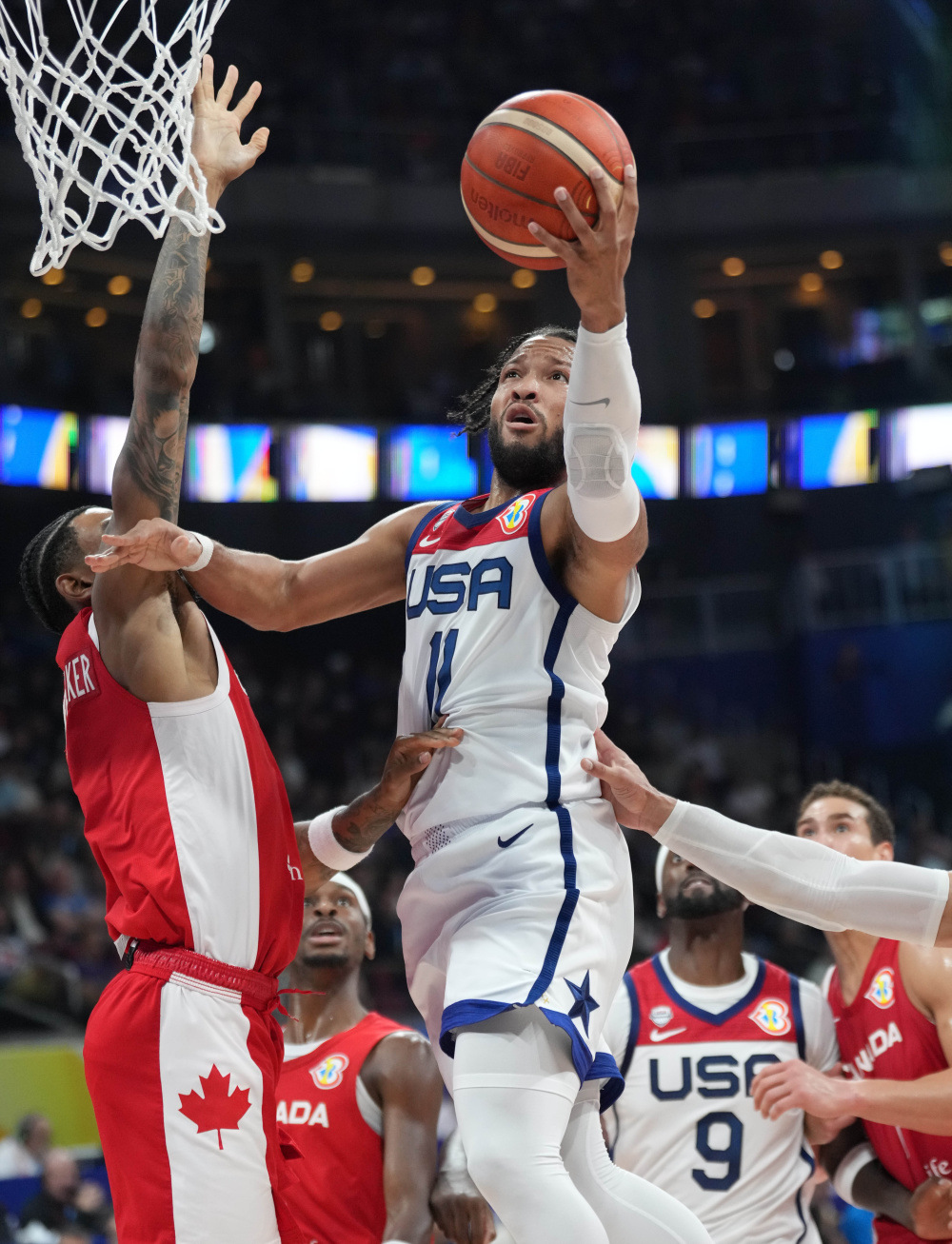 九游官网-巴特勒重要时刻险胜，加拿大队带队取胜！